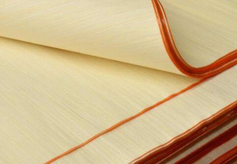 Check the material carefully: check the density of the dyed veneer material.